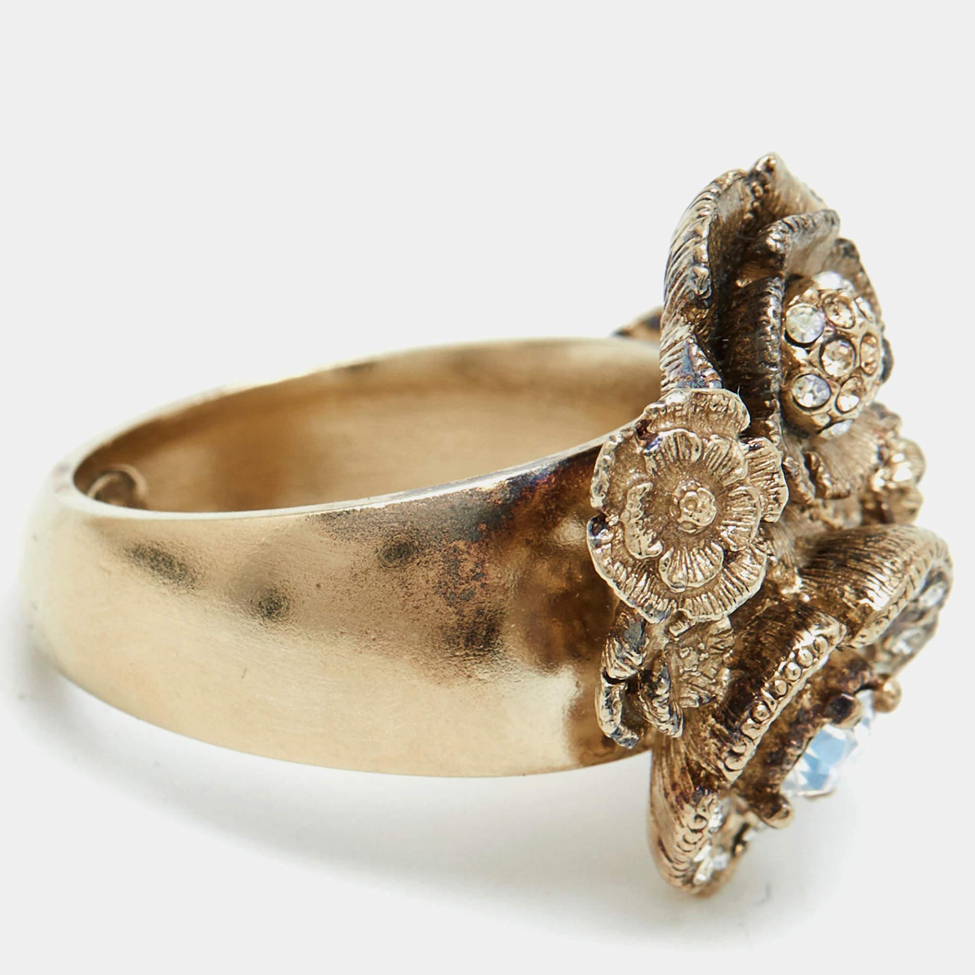 Chanel CC Kristall Kamelie Cluster Gold Tone Ring Größe 52 (Zeitgenössisch) im Angebot