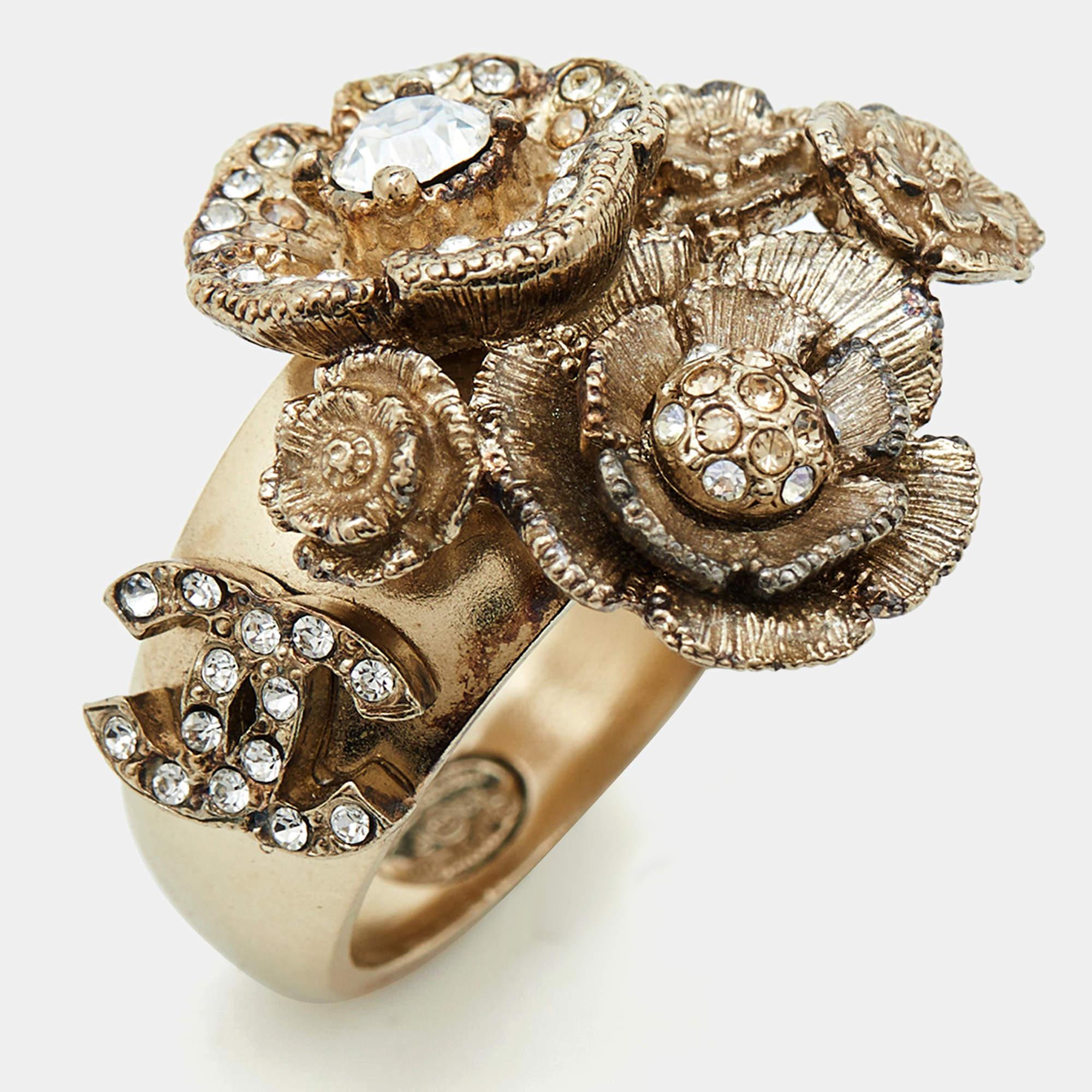 Chanel CC Crystal Camellia Cluster Gold Tone Ring Size 52 For Sale 2