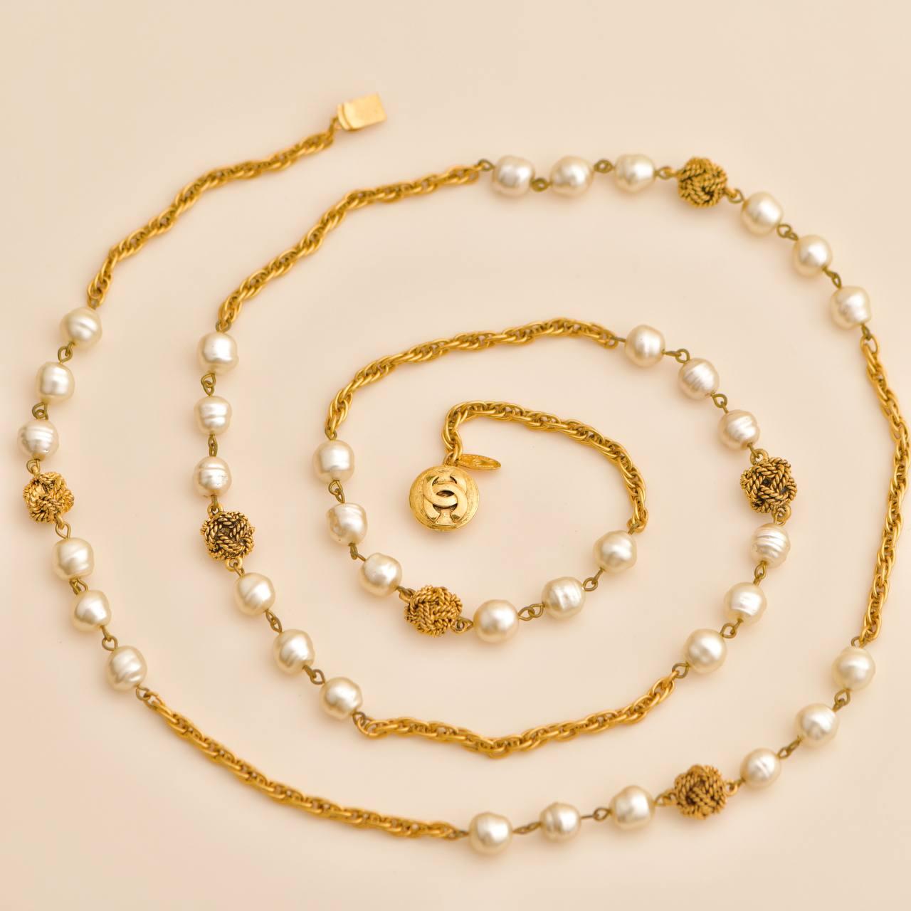 Uncut Chanel CC Crystal Faux Pearl Gold Tone Rope Bead Long Necklace For Sale