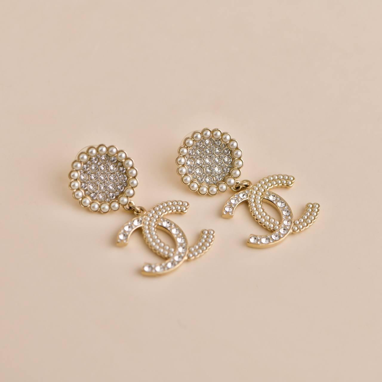 Chanel CC Crystal Faux Pearl Pendant Drop Earrings For Sale 2