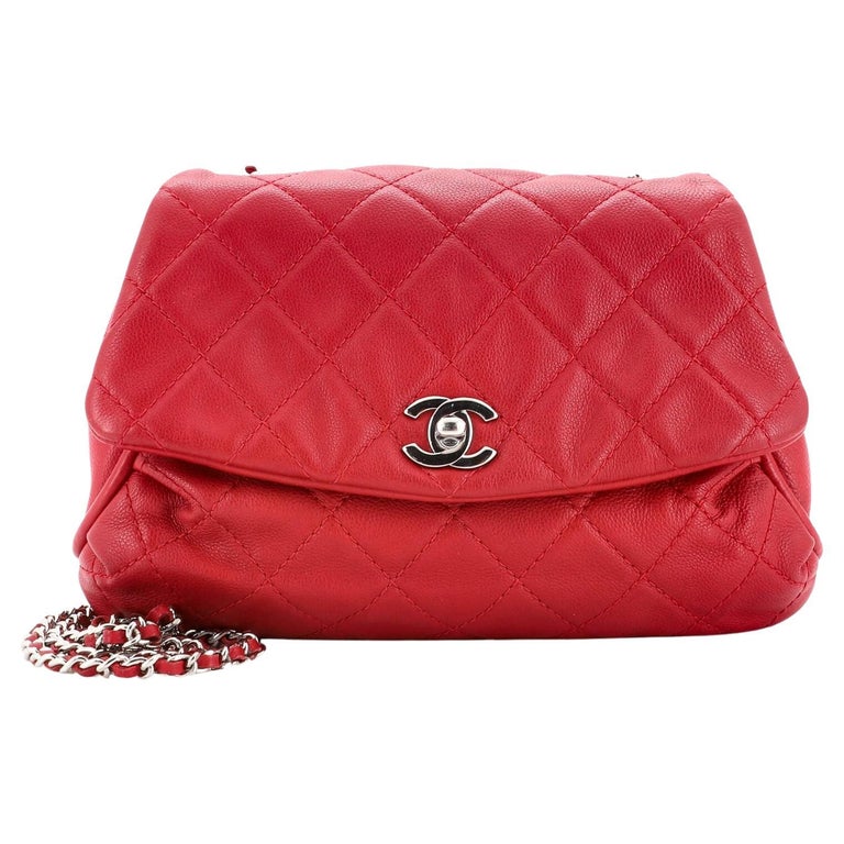 Chanel CC Curvy Flap Bag Quilted Calfskin Medium For Sale at 1stDibs