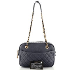Chanel CC Kameratasche mit doppelter Kette, gesteppt, Kaviar Medium