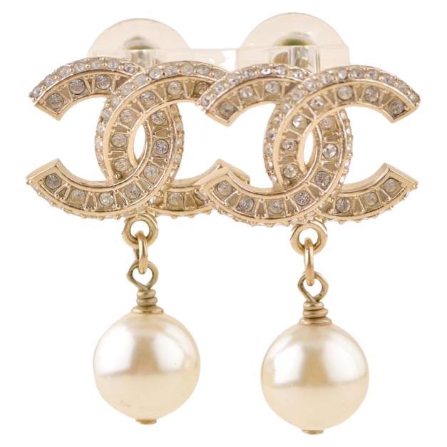 Chanel CC Drop Silver Crystal Metal Earrings For Sale