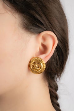 Chanel cc earrings 1980's