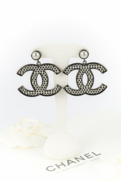 Chanel cc Ohrringe