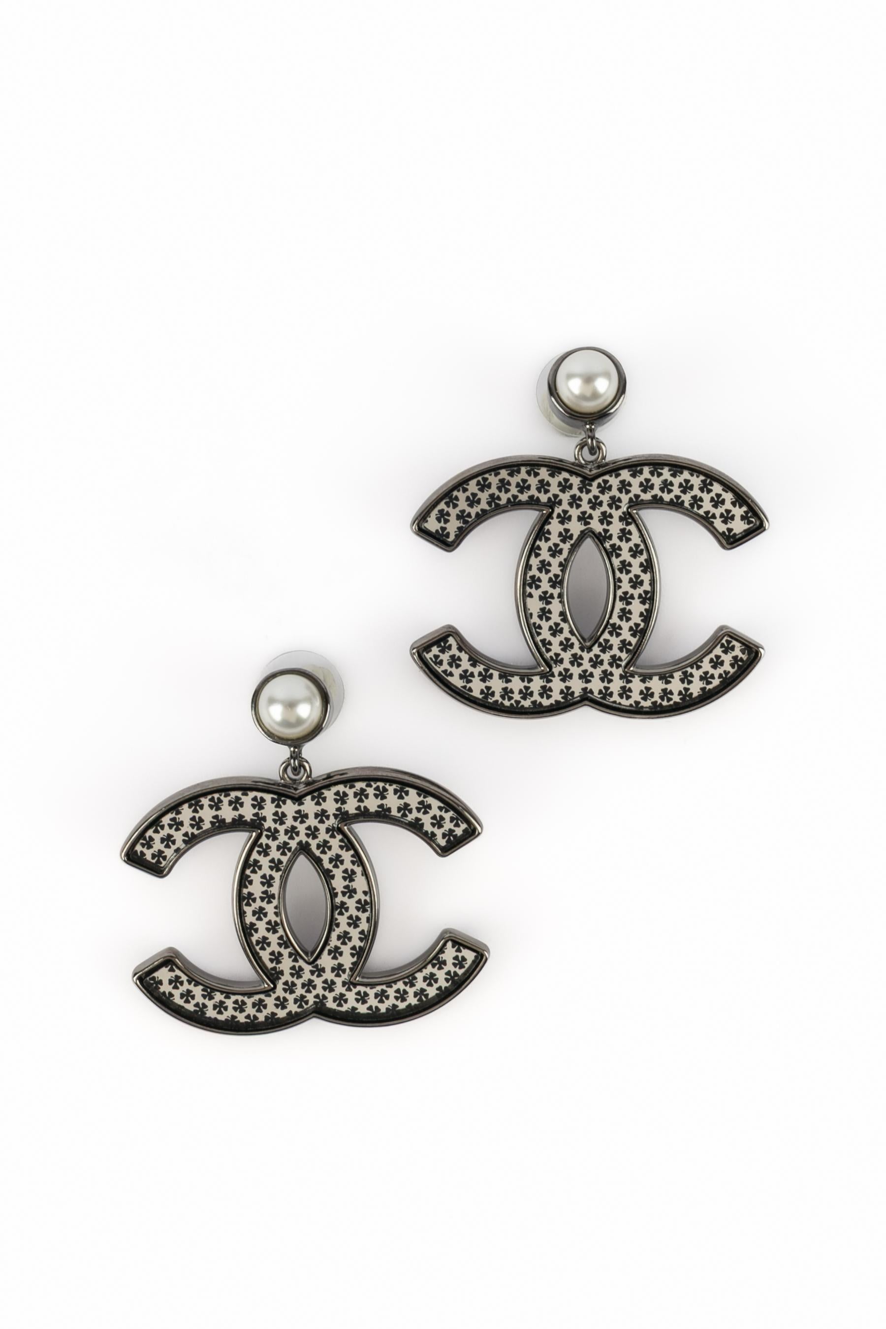 Boucles d'oreilles Chanel cc Excellent état - En vente à SAINT-OUEN-SUR-SEINE, FR