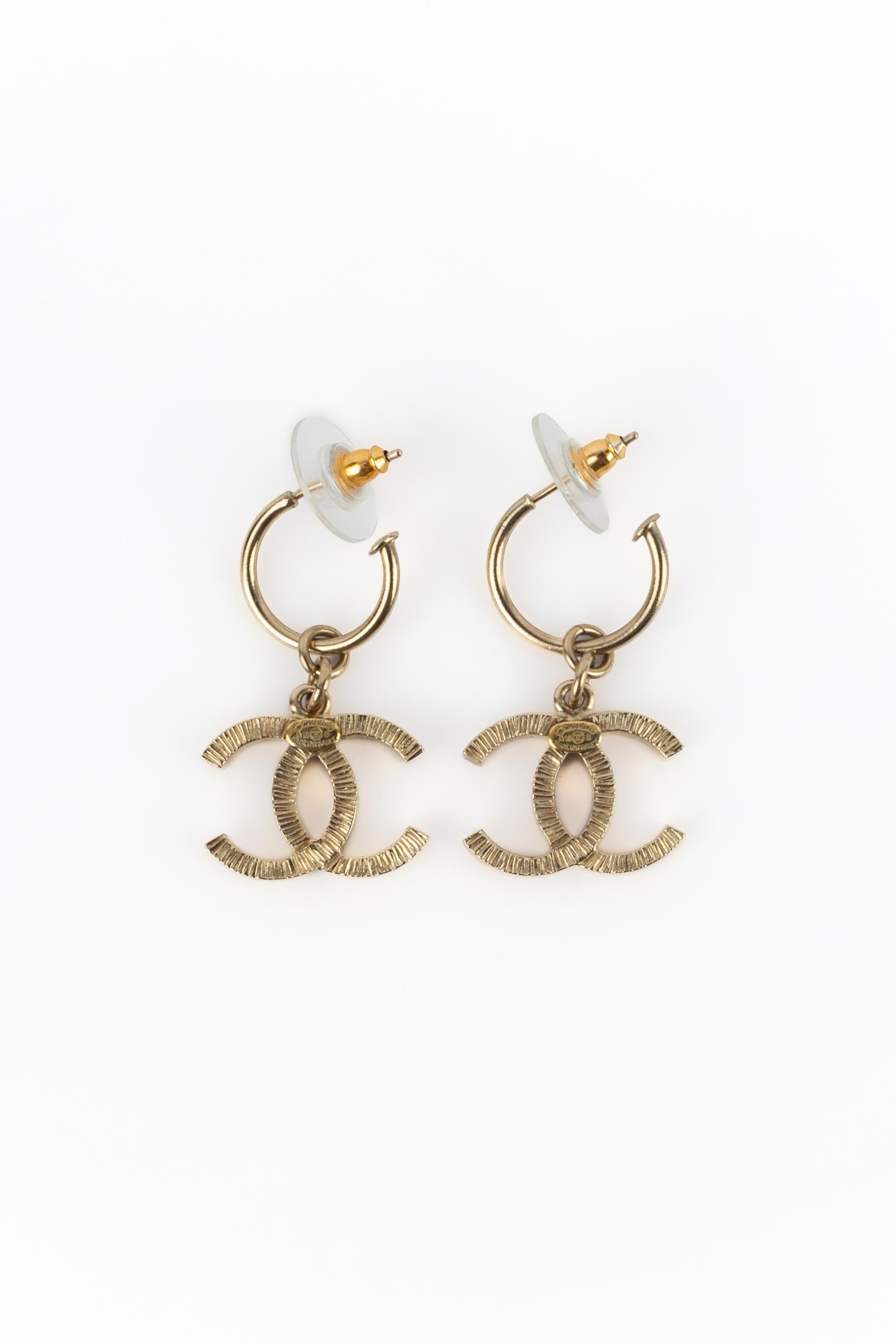Women's Chanel cc earrings For Sale