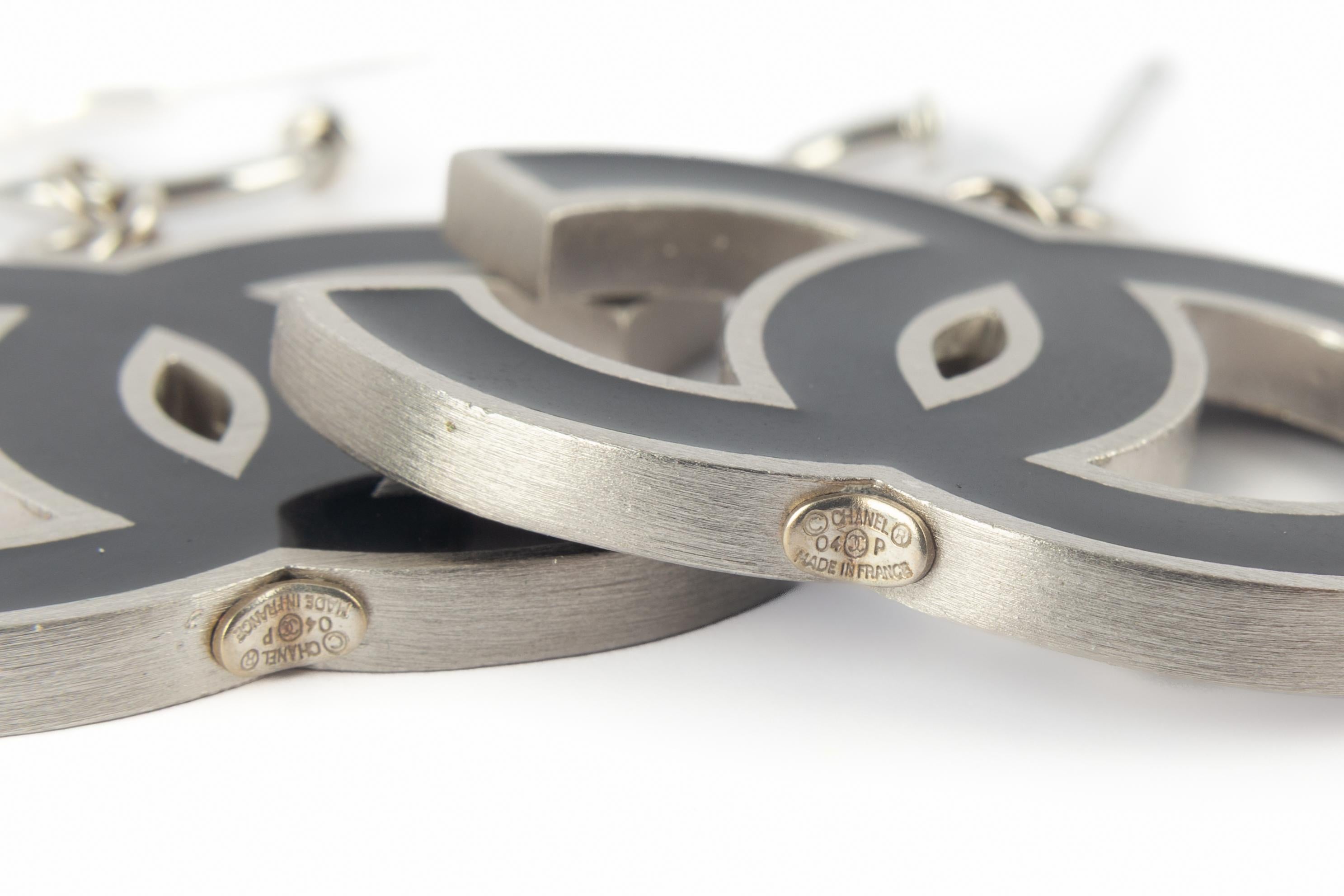 Orecchini Chanel cc in vendita 2