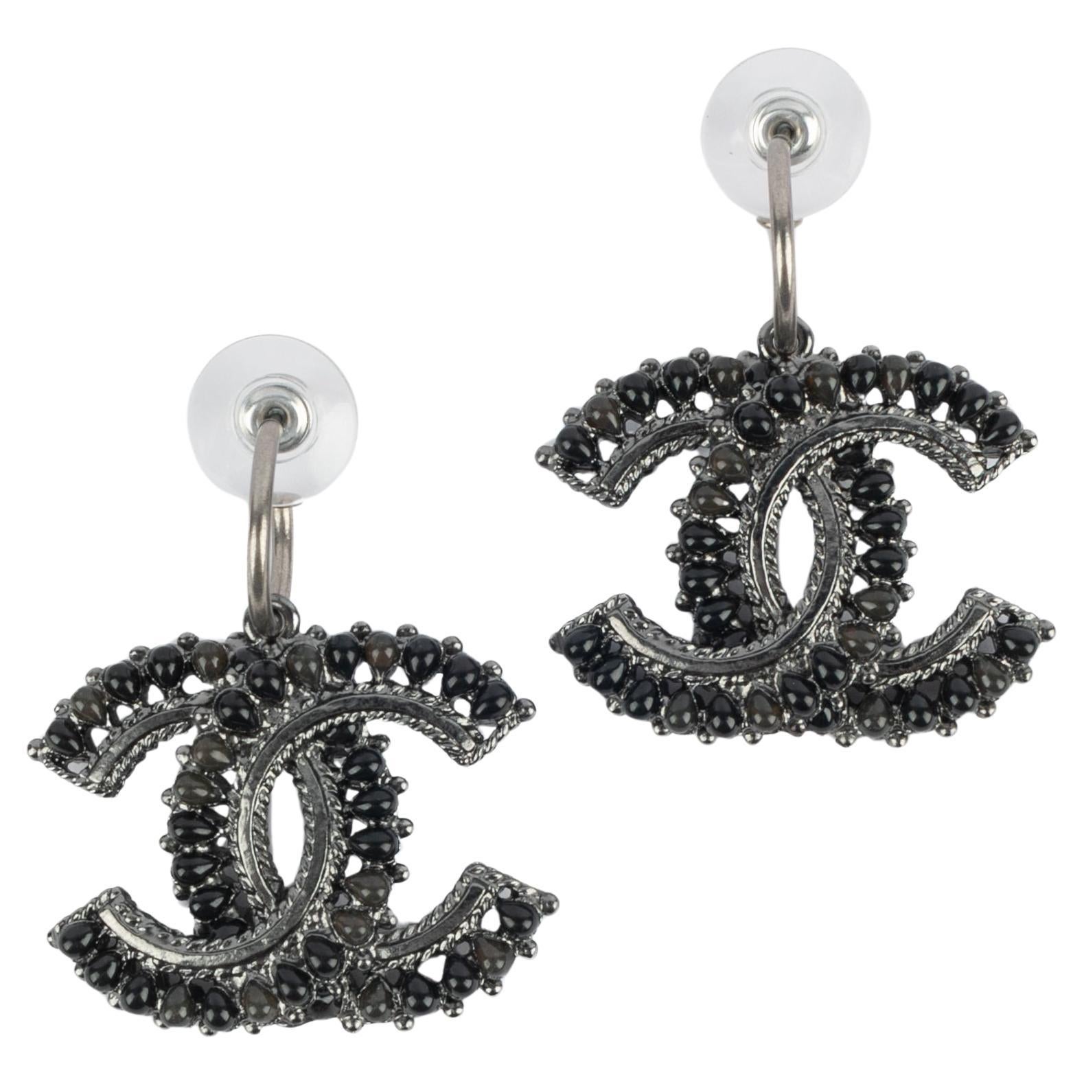 Chanel cc earrings For Sale