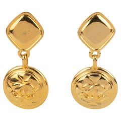 Pendientes Chanel cc