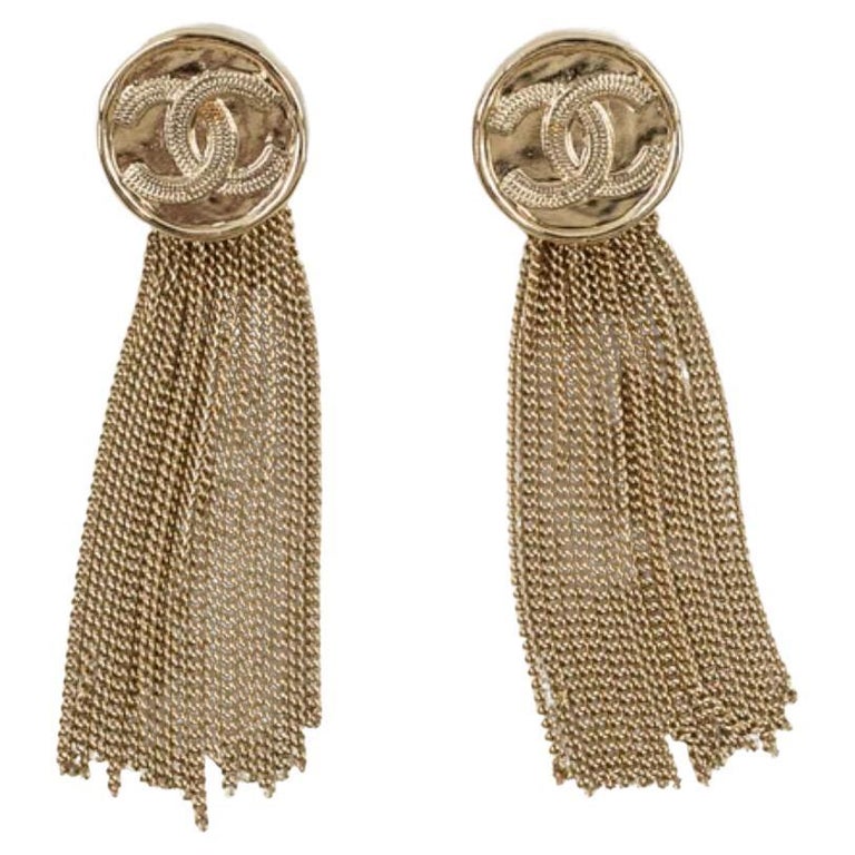 Chanel CC Earrings in Champagne Metal For Sale at 1stDibs