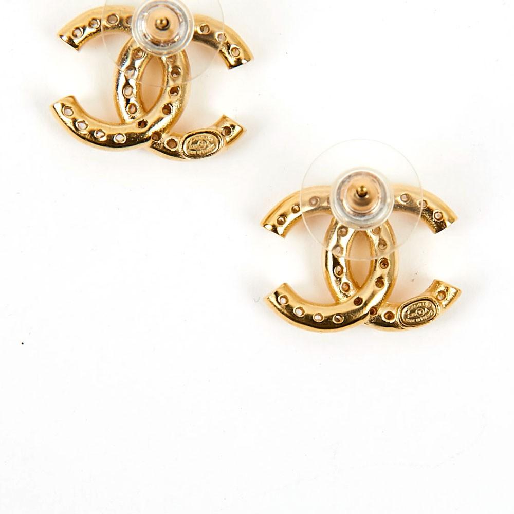 chanel diamond cc earrings