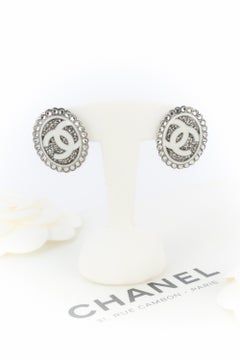 Chanel cc earrings Resort 2025