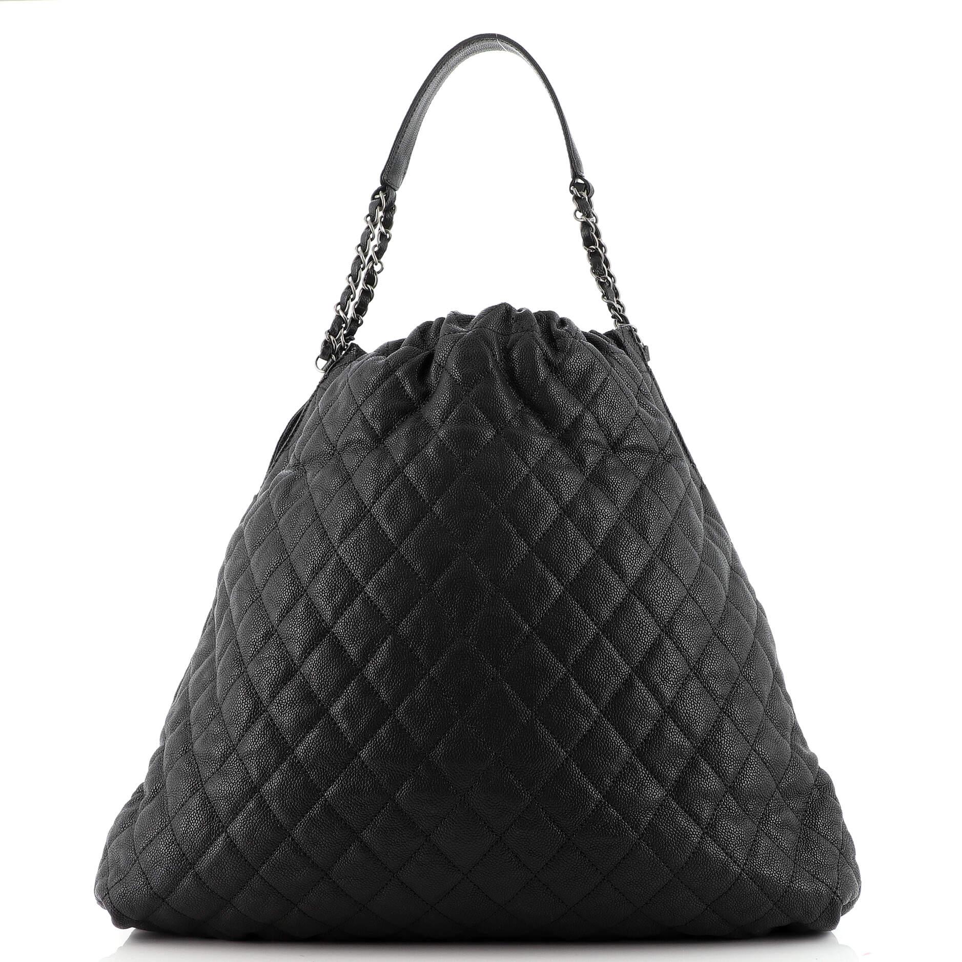 Chanel CC Elastic Shoulder Bag Quilted Caviar Large In Good Condition In NY, NY