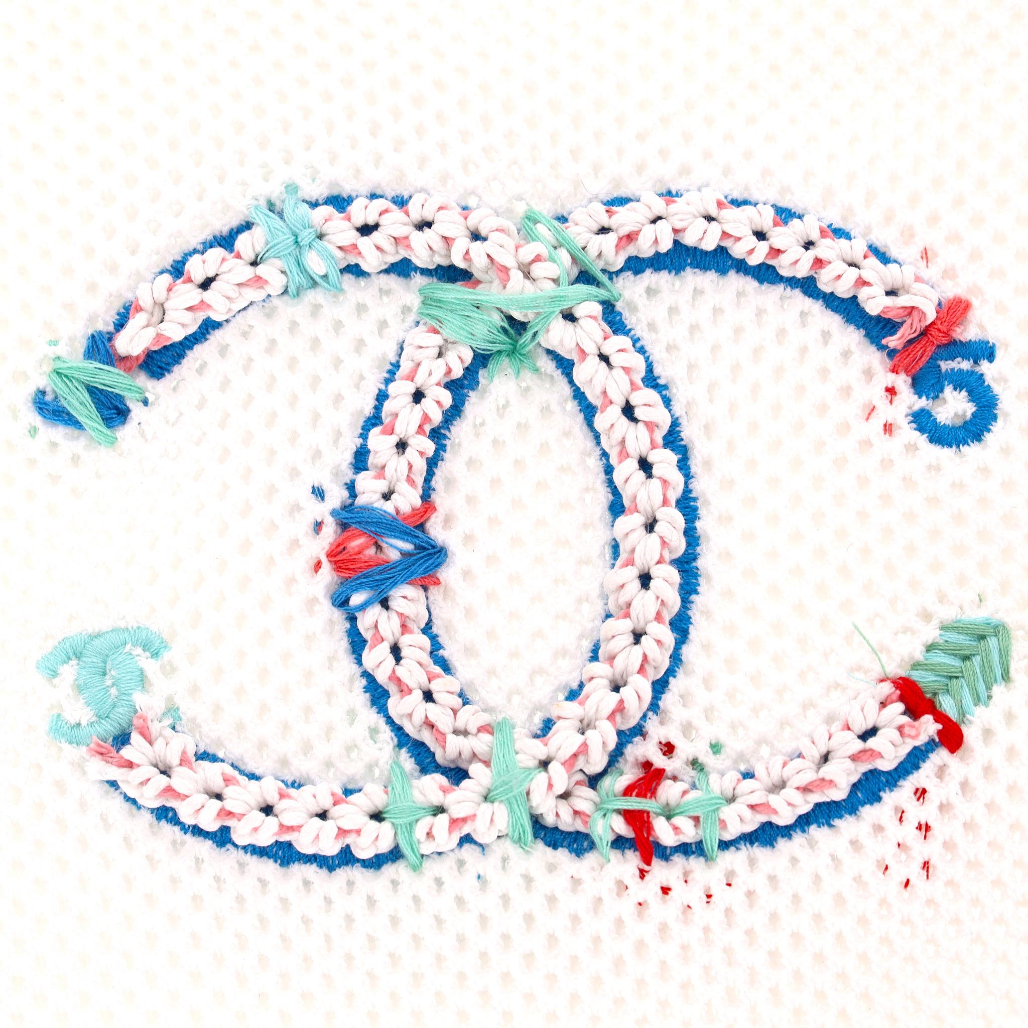 De las mujeres Chanel Top de malla bordado 