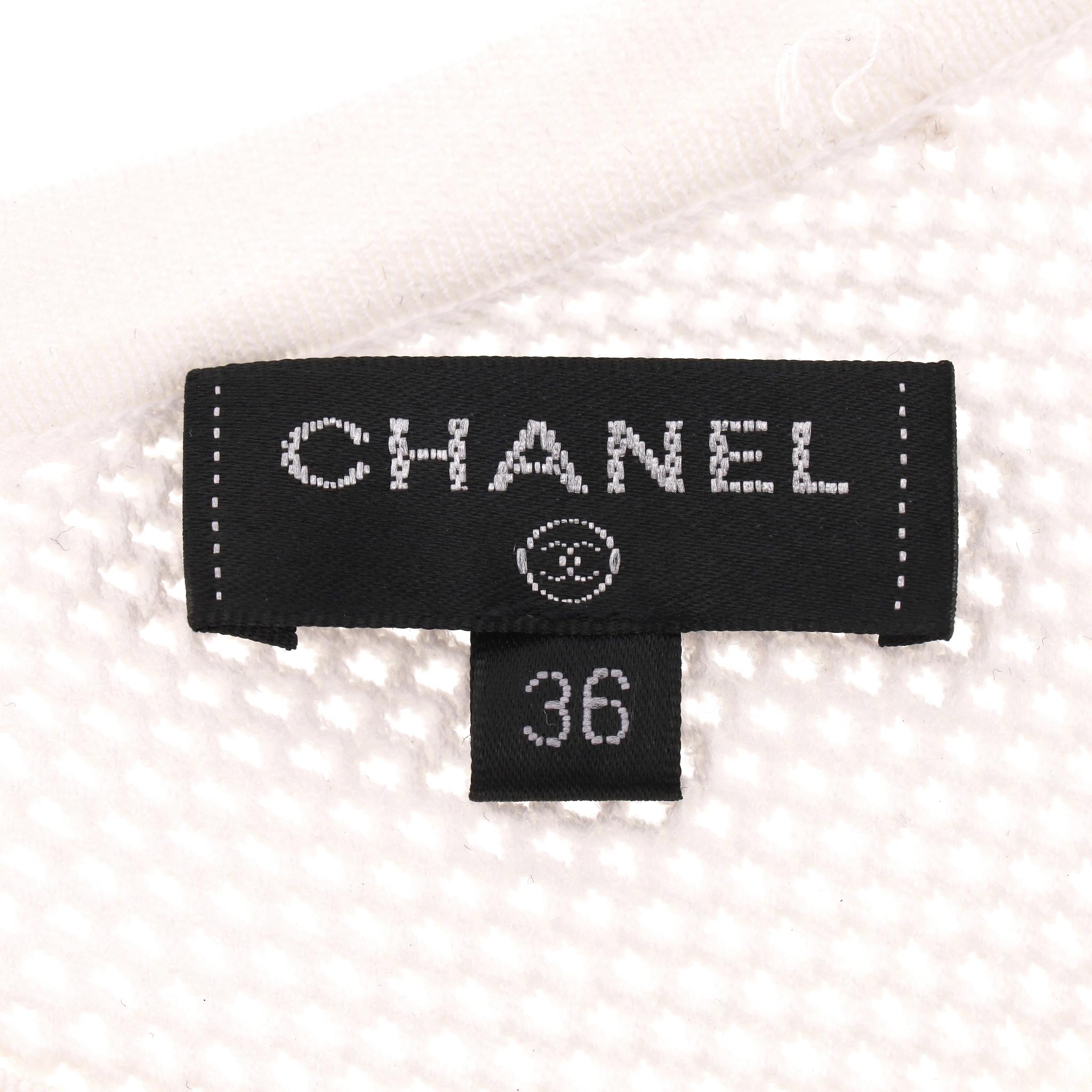 Chanel Top de malla bordado 