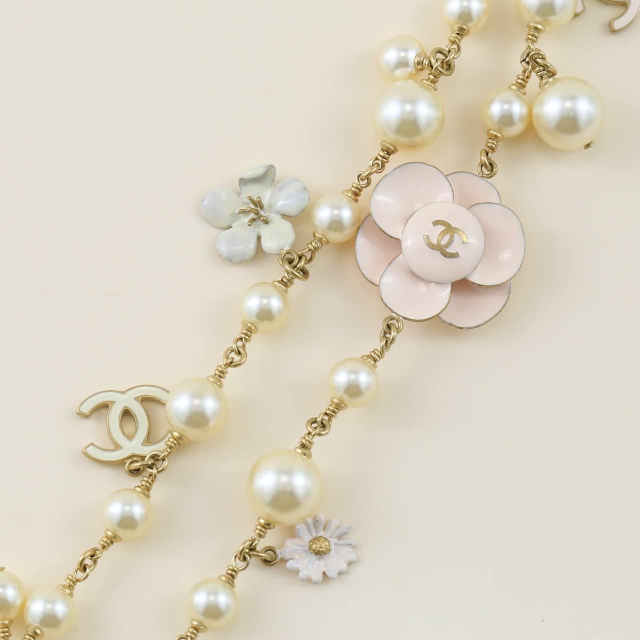 Bead CHANEL CC Enamel Camellia Flower Long Necklace 