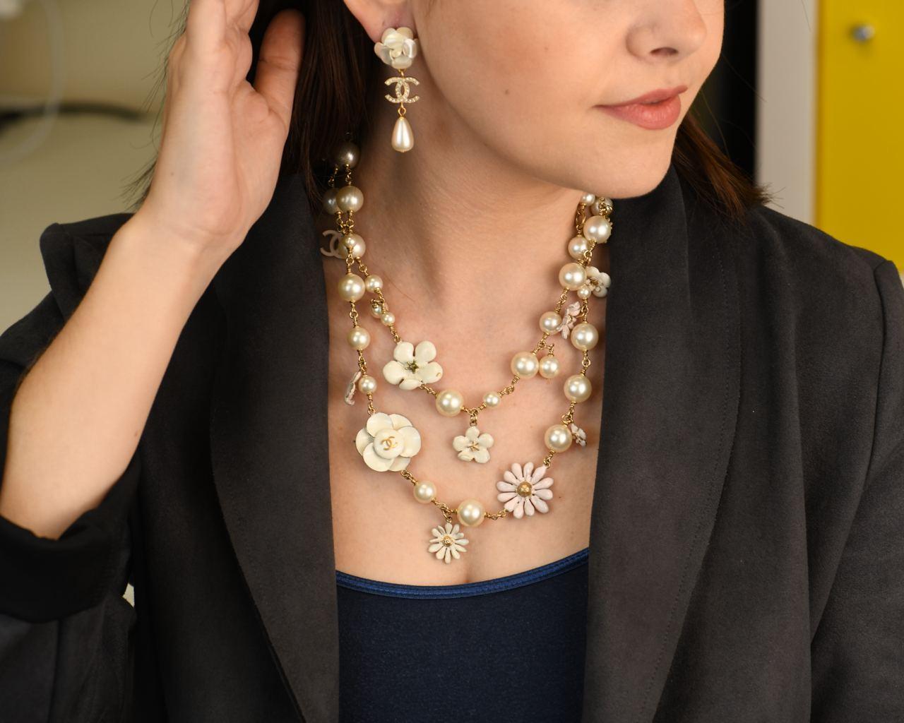 Women's or Men's Chanel CC Enamel Camellia Flower Long Necklace For Sale