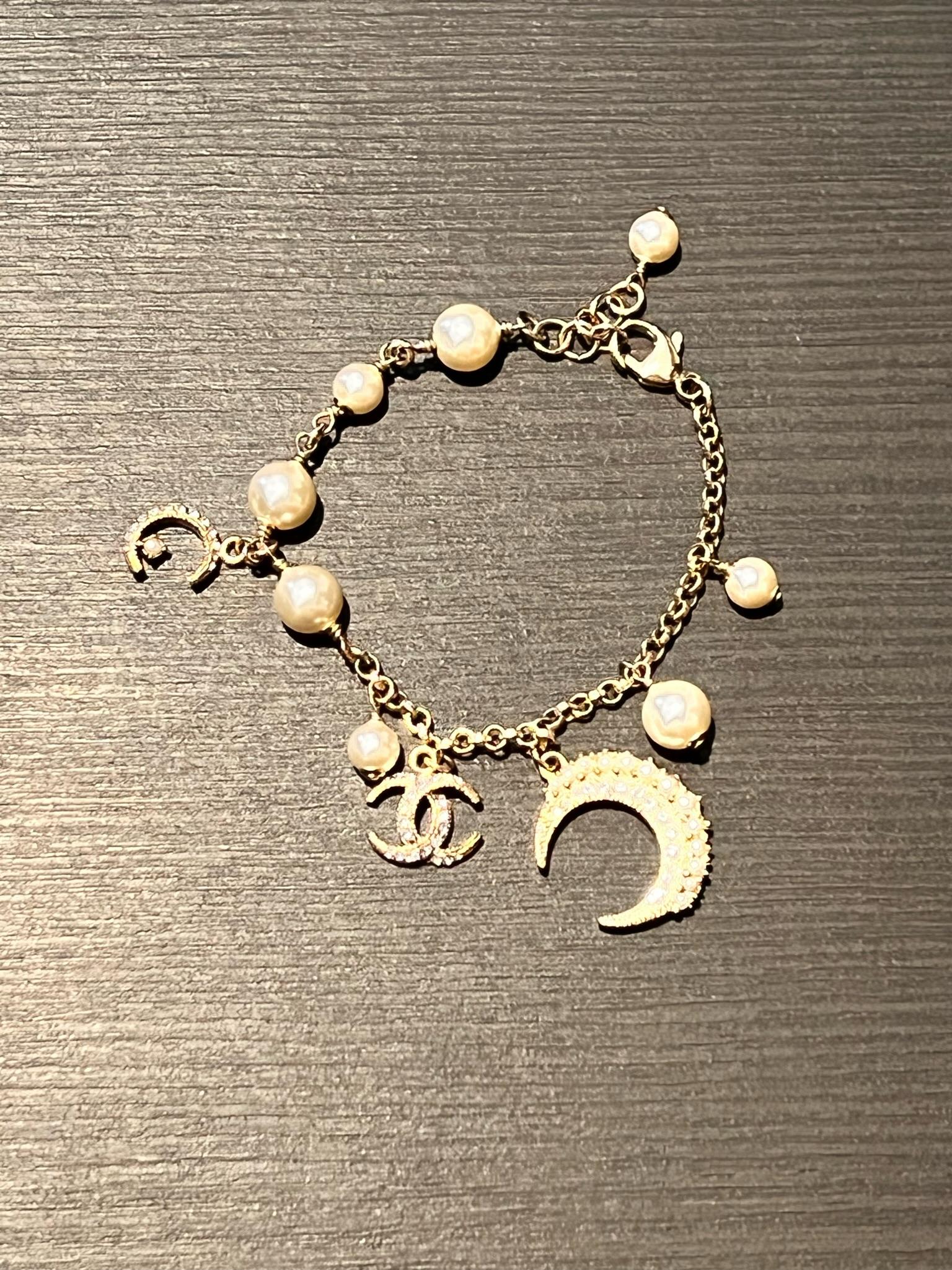 Art Nouveau CHANEL CC Faux Pearl Crescent Moon Charm Bracelet 2015