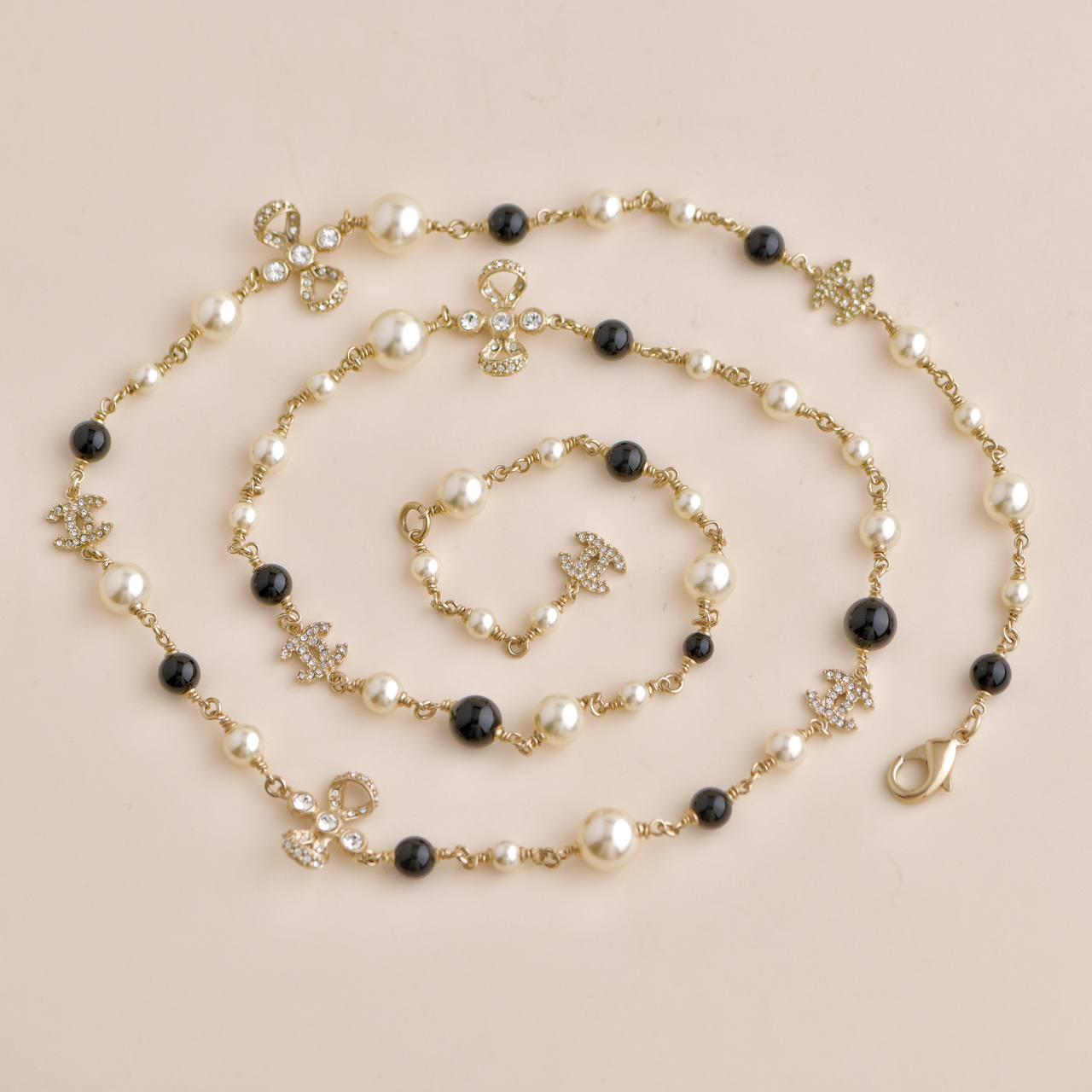 Chanel CC Faux Pearl Crystal and Bead Long Necklace For Sale 1