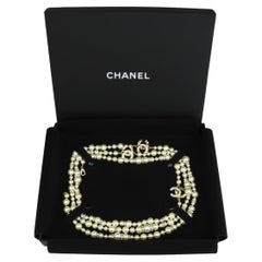 Vintage CHANEL CC Faux Pearl Crystal beads Gold Long Necklace 2021