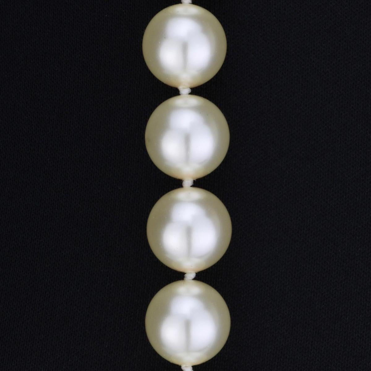 CHANEL CC Faux Pearl Crystal Gold Long Necklace 2016 In Excellent Condition For Sale In Huddersfield, GB