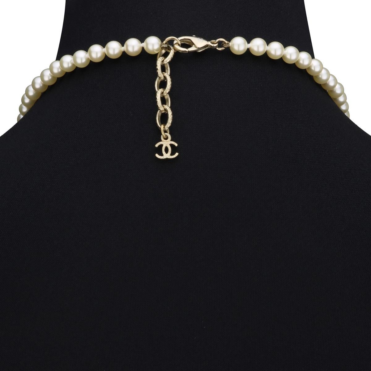 CHANEL CC Faux Pearl Crystal Gold Long Necklace 2016 For Sale 1