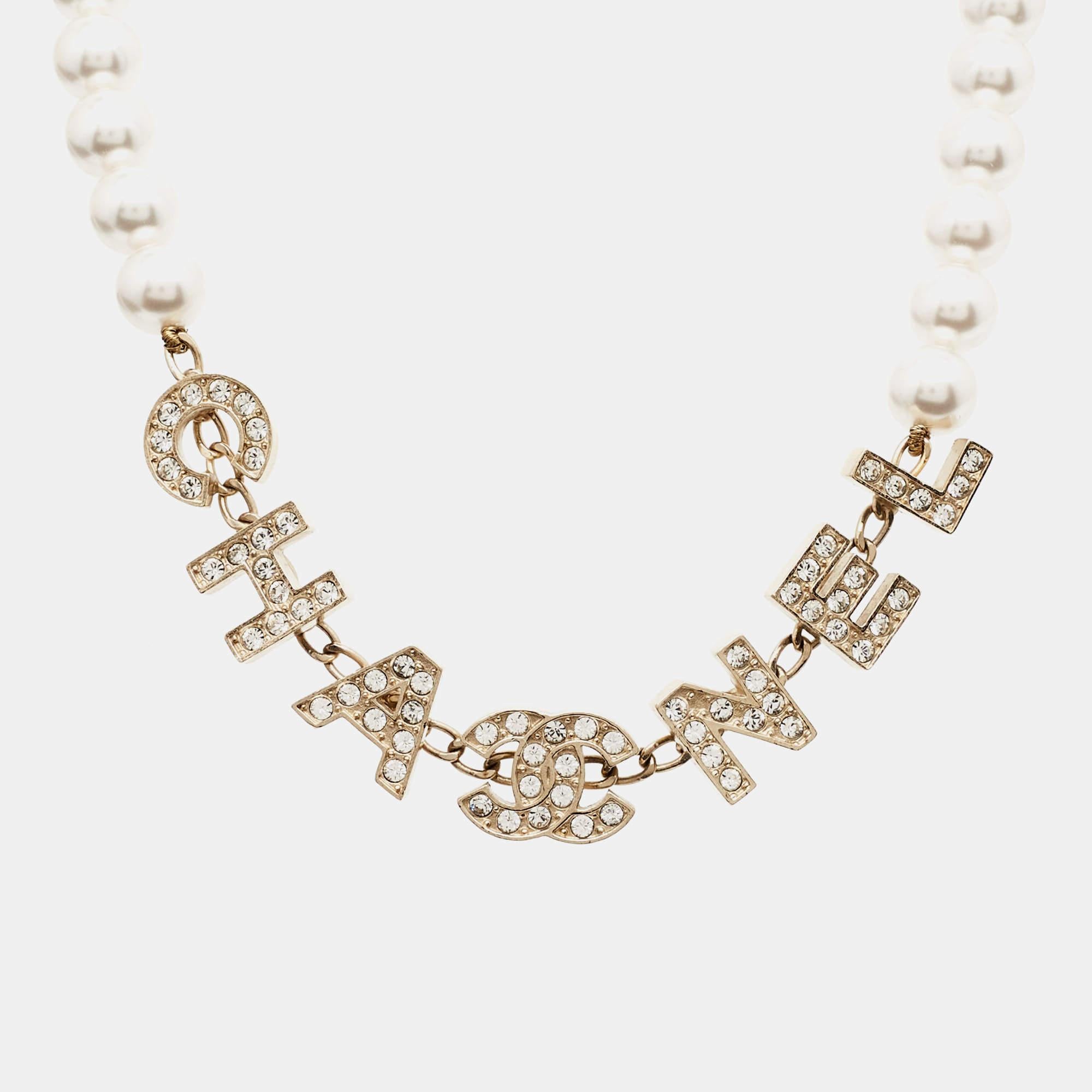 Define your neck with this Chanel faux pearl necklace. It is a masterfully crafted creation that promises to hold its beauty and value for a long time.

Includes: Original Box, Info Booklet

