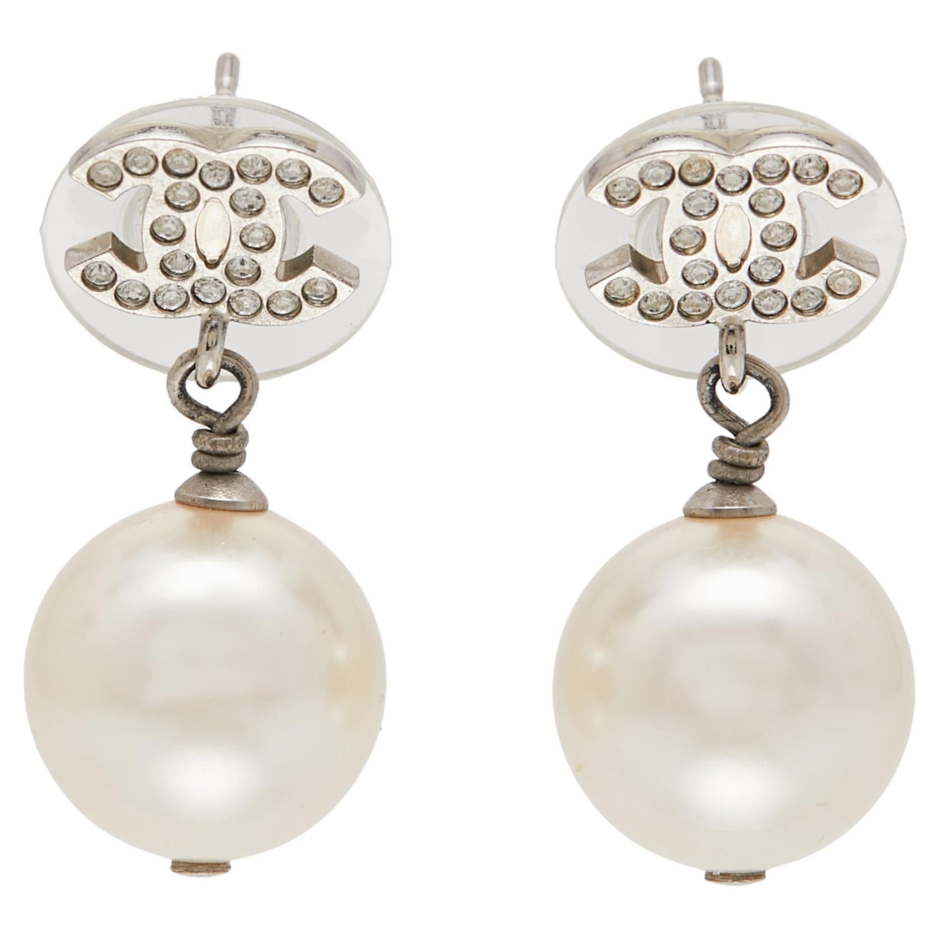 Chanel CC Faux Pearl Crystal Silver Tone Drop Earrings For Sale