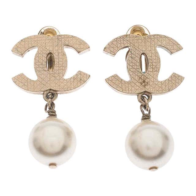 Chanel Navy Blue Bead Faux Pearl Magnetic Hoop Earrings For Sale at 1stdibs
