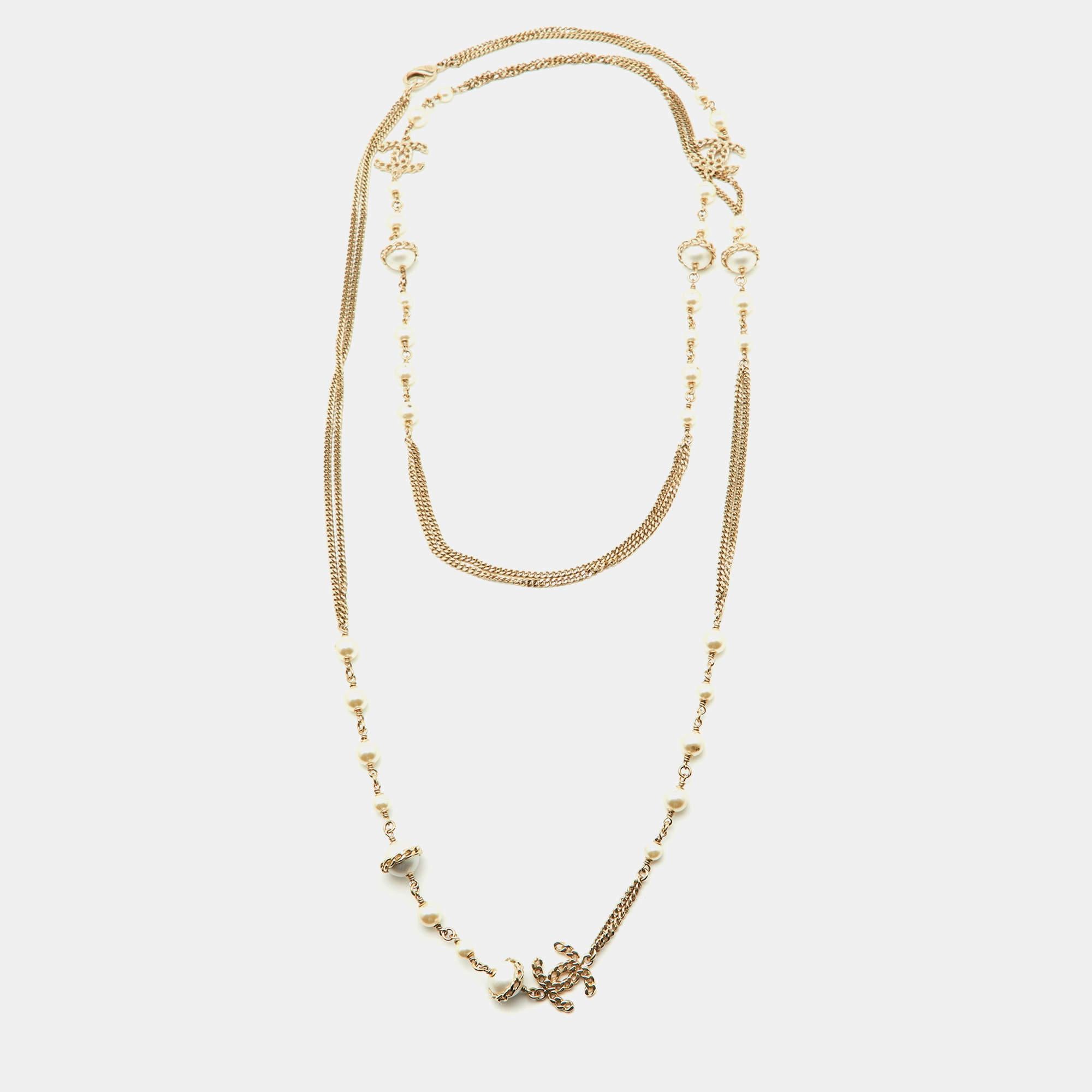 Chanel CC Faux Perle Gold-Ton Kette A Link lange Station Halskette (Ungeschliffen) im Angebot