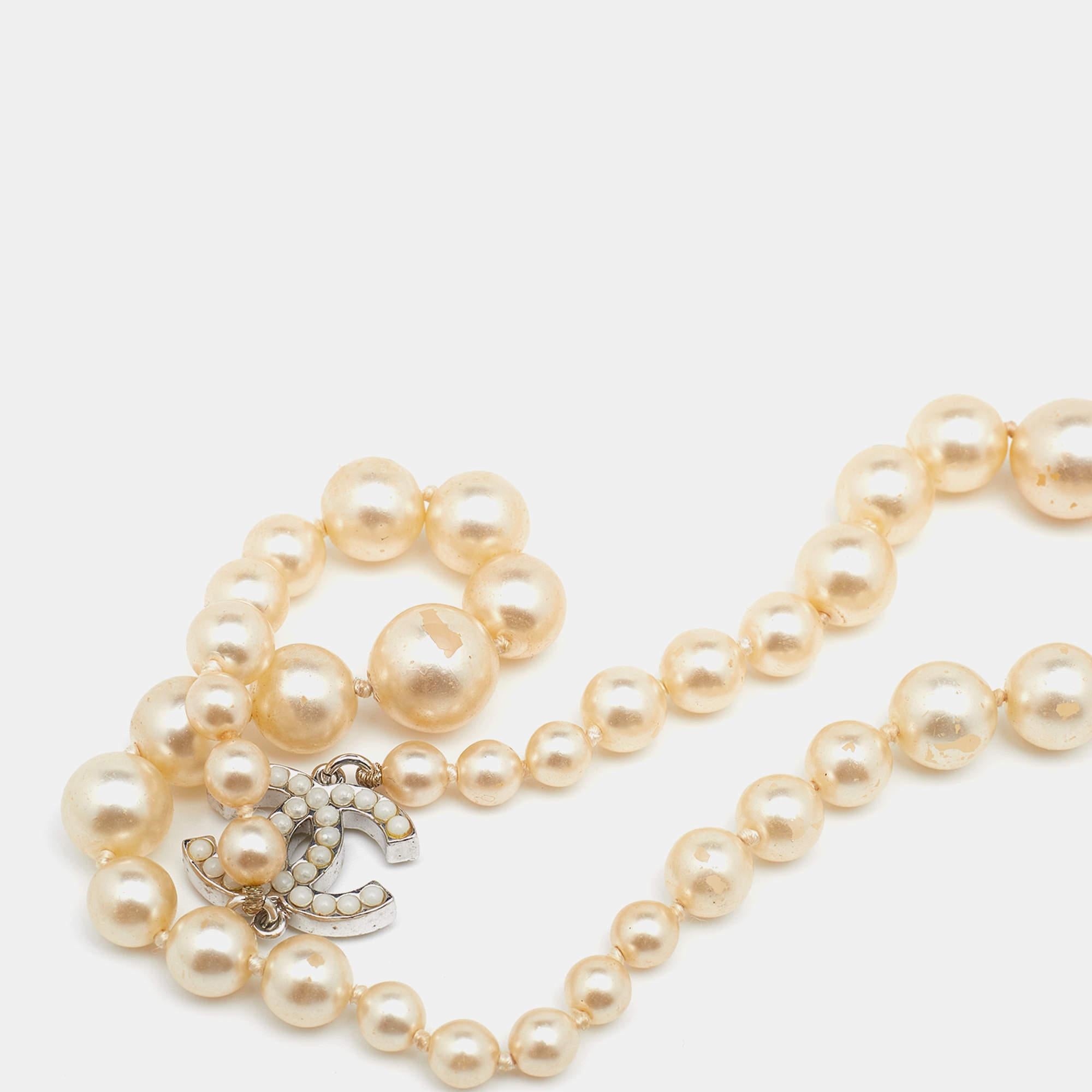 Women's Chanel CC Faux Pearl Long Necklace