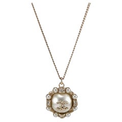 Used Chanel CC Faux Pearl Pendant Necklace