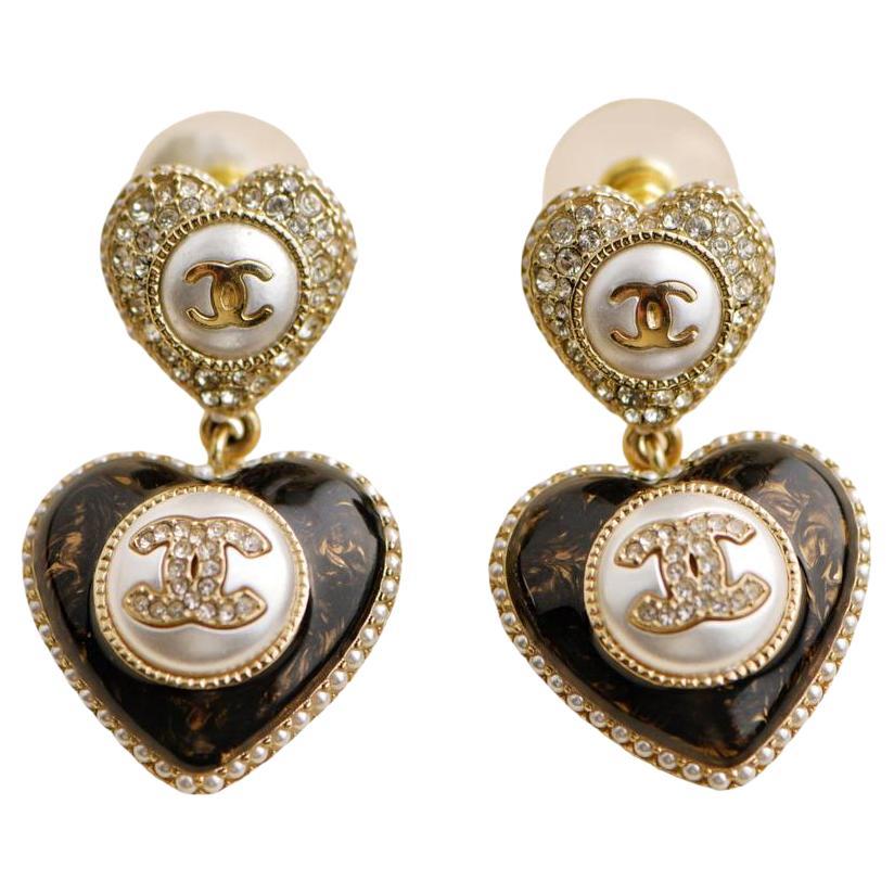 Chanel CC Faux Pearl Resin Strass Heart Drop Earrings For Sale