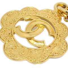 CHANEL CC Flower Gold Metal Charm Chain Link Necklace