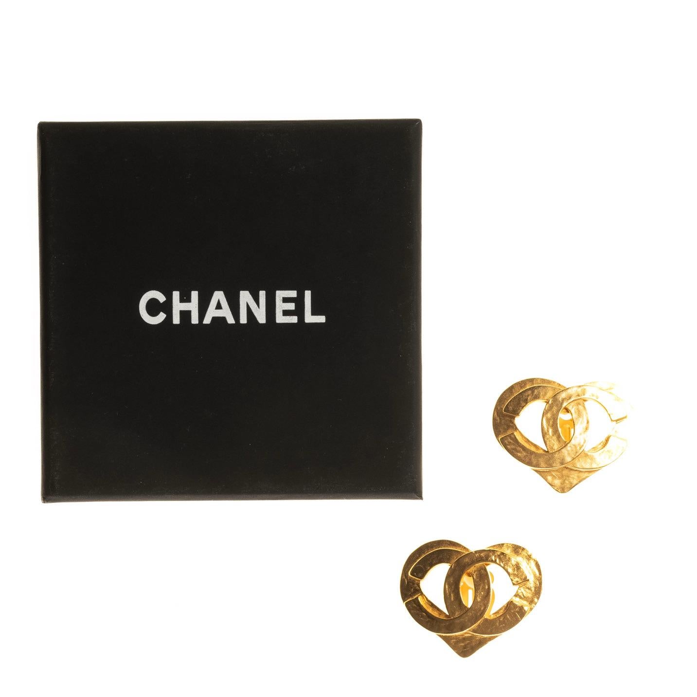 Chanel Cc Gold Heart Clip On Earrings 1995 1