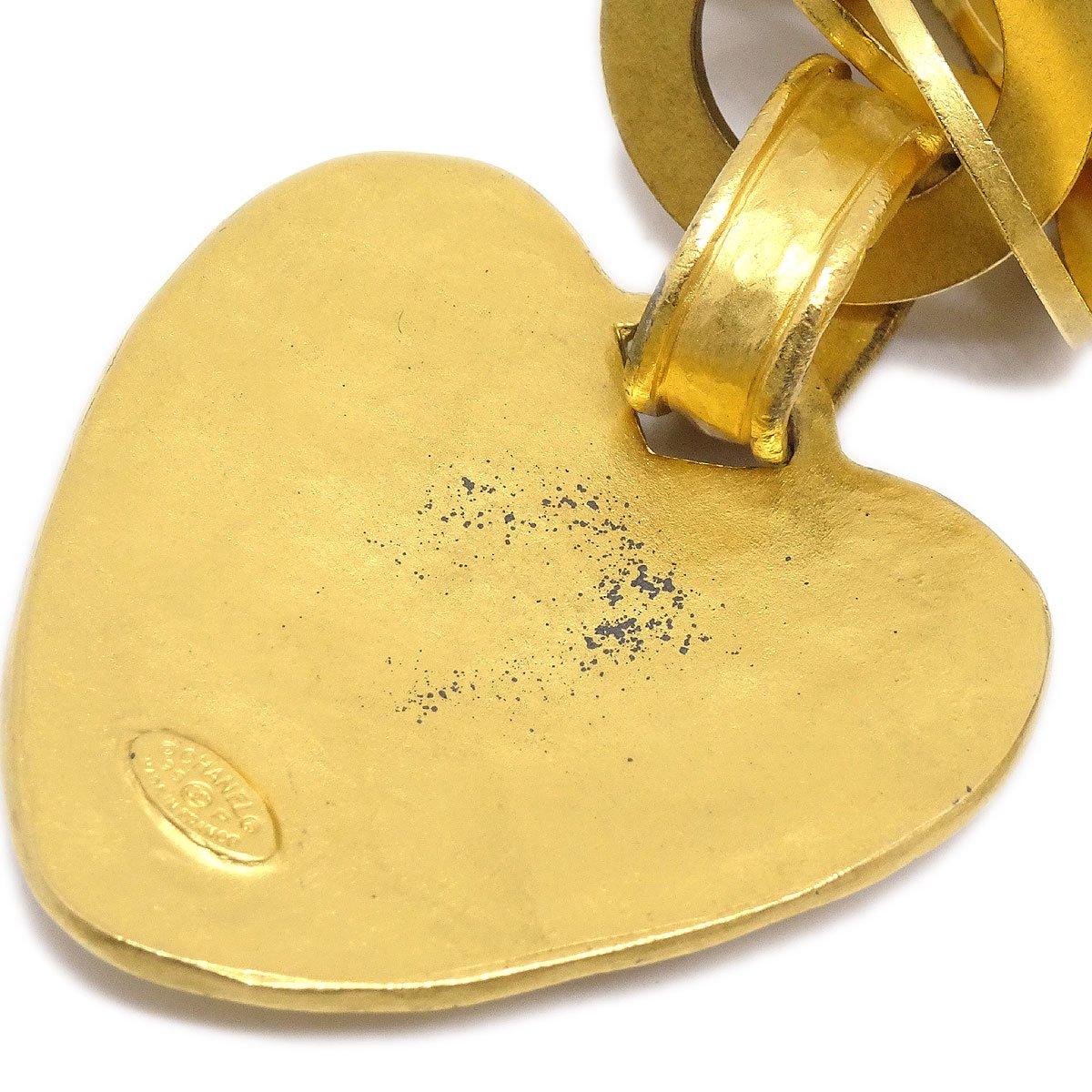 Ceinture CHANEL CC en métal doré avec breloque en forme de cœur et maillons en chaîne Pour femmes en vente