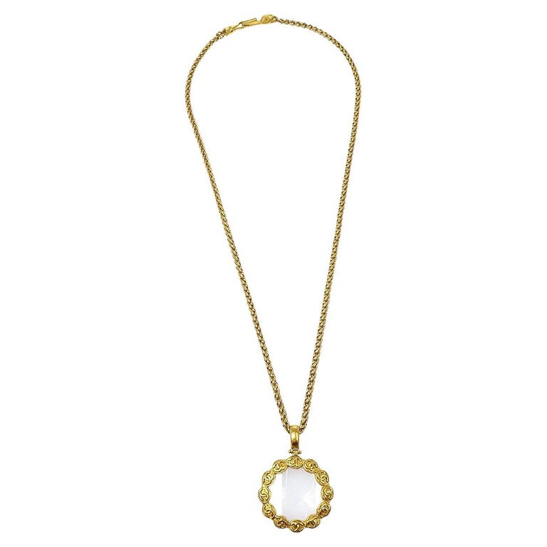 CHANEL CC Gold Metal Magnifying Glass Pendant Chain Link Necklace