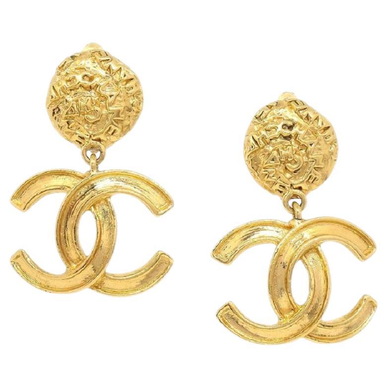 CHANEL CC Gold Metal Textured Nugget Logo Evening Dangle Drop Earrings