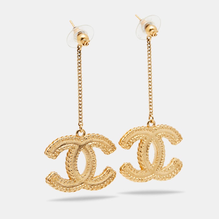 Authentic Chanel Earrings CC Pearl Gold Pendant 31 Rue De 