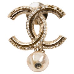 Chanel CC Gold Tone Pin Brooch