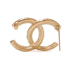 Chanel CC Golden Brooch