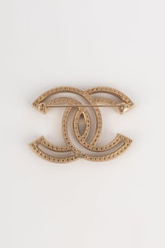 Chanel cc Golden Metal Brooch, 2017