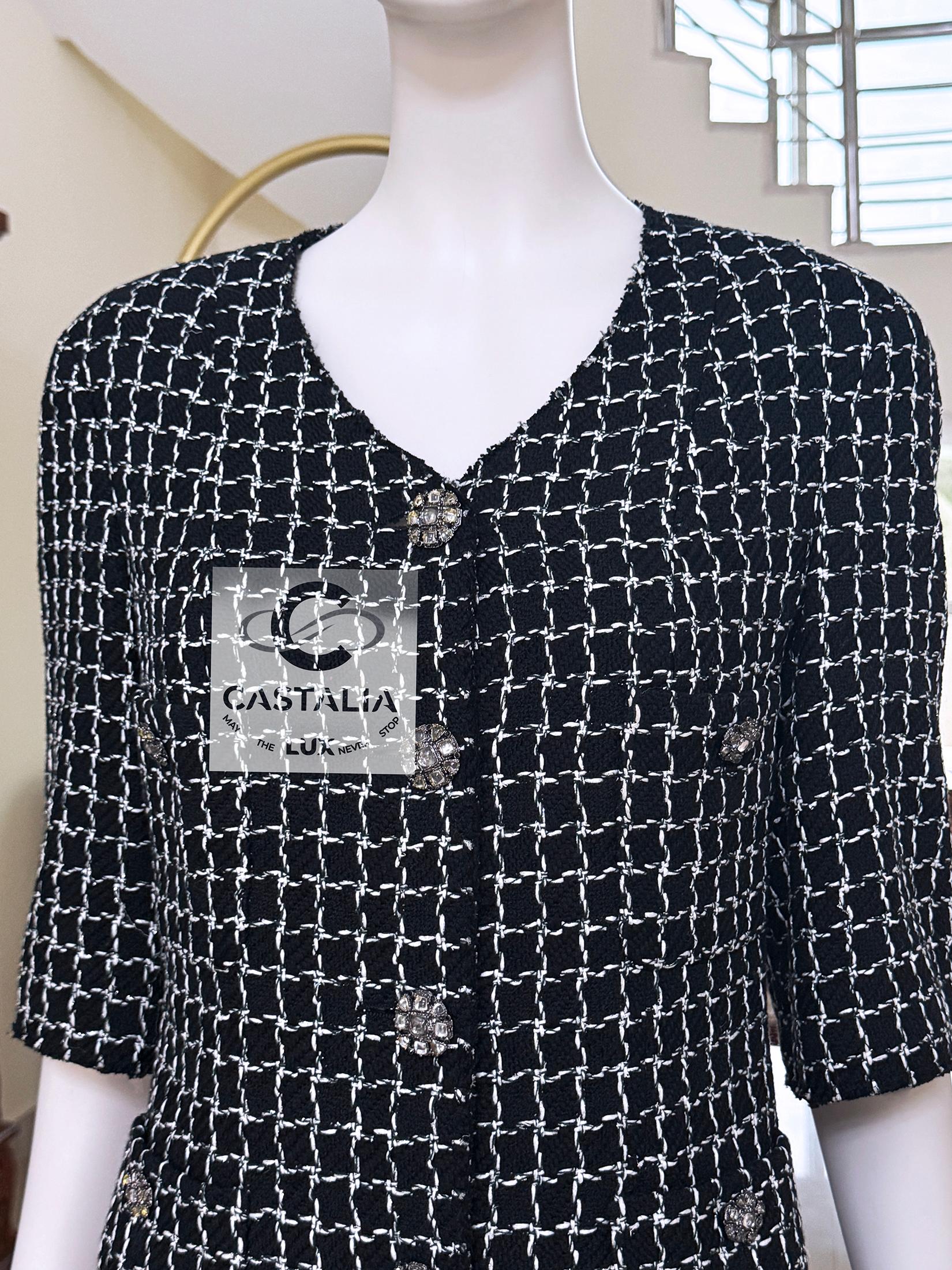 Chanel CC Gripoix Botones Chaqueta de tweed a cuadros negra 38 FR 6