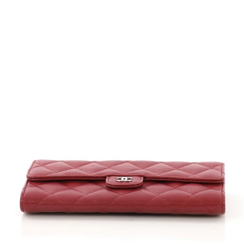 Chanel CC Gusset Classic Flap Wallet Quilted Caviar Long In Good Condition In NY, NY