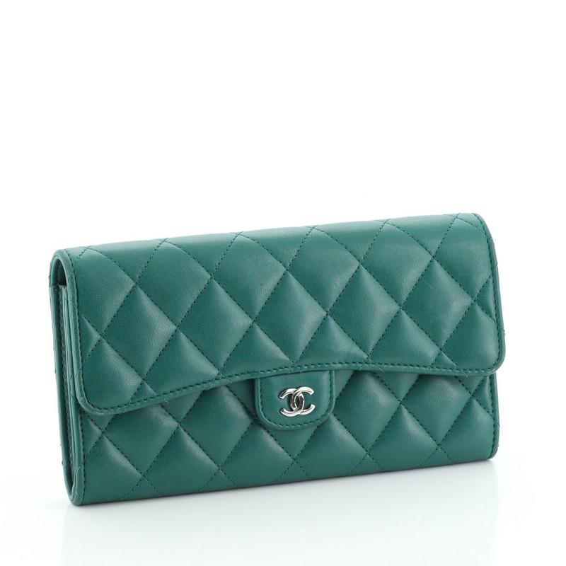 chanel wallet on chain