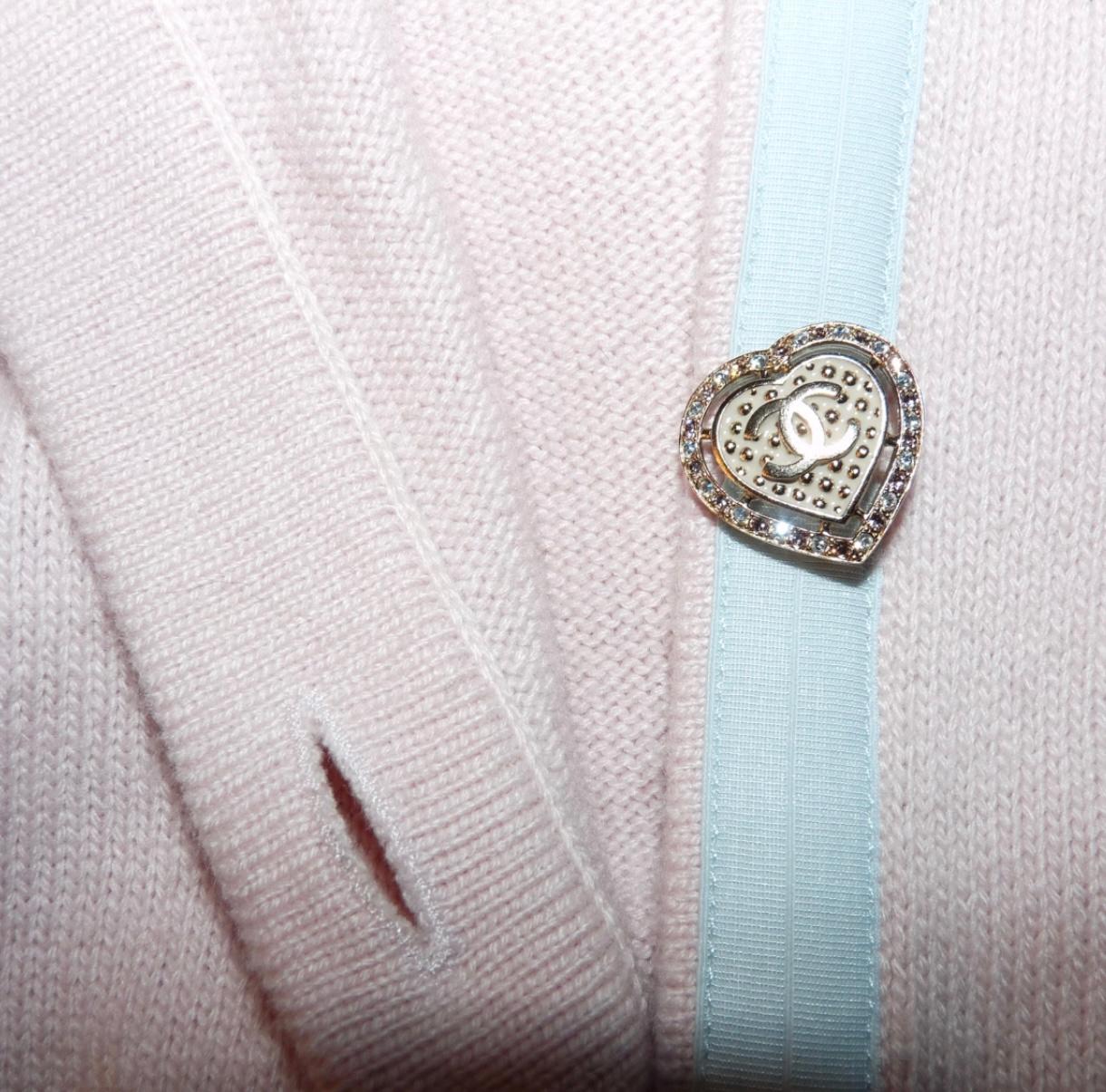 Chanel CC Heart Buttons Paris / Miami Cashmere Cardigan For Sale 1