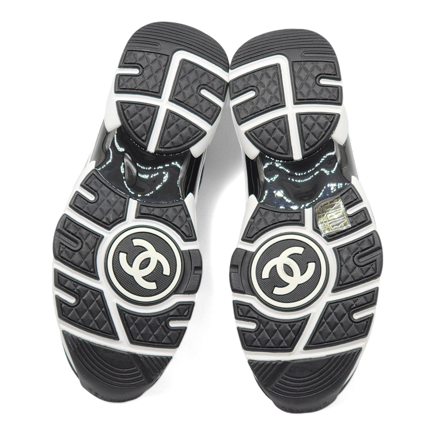 Chanel CC Hi-Top Sock Sneakers In Excellent Condition In Los Angeles, CA