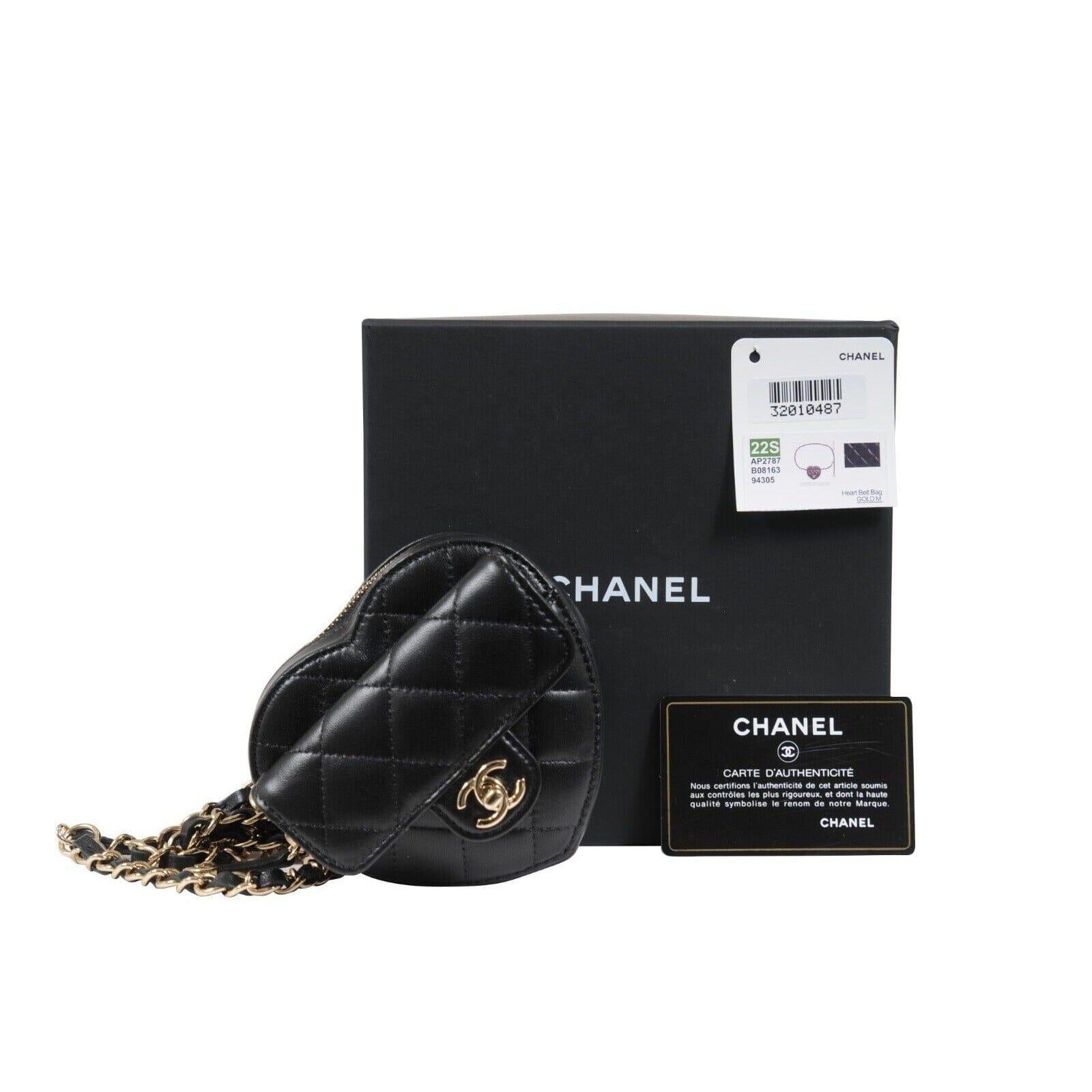 Nero Chanel CC In Love Cintura a cuore con catena Borsa in pelle di agnello nera trapuntata oro in vendita