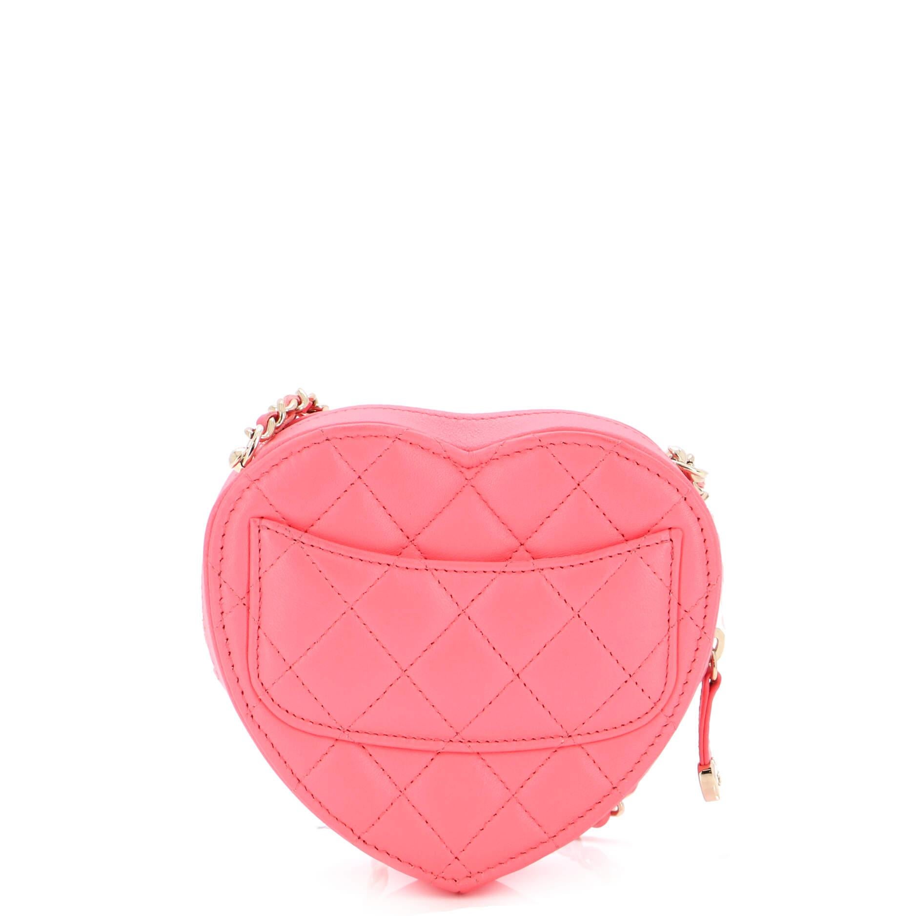 Women's Chanel CC in Love Heart Clutch with Chain Quilted Lambskin For Sale